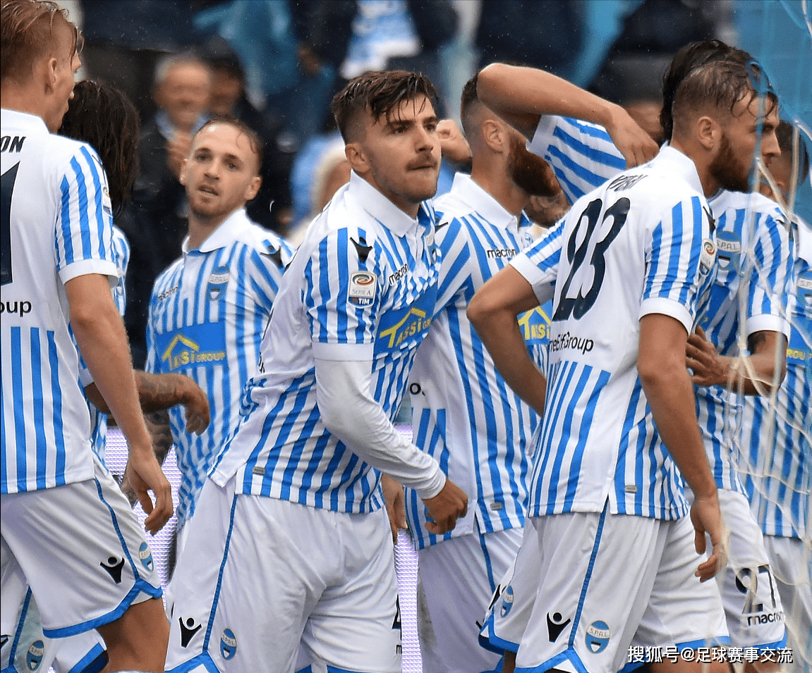 凯泽斯劳滕新援表现出色，或将为球队带来新气象的简单介绍