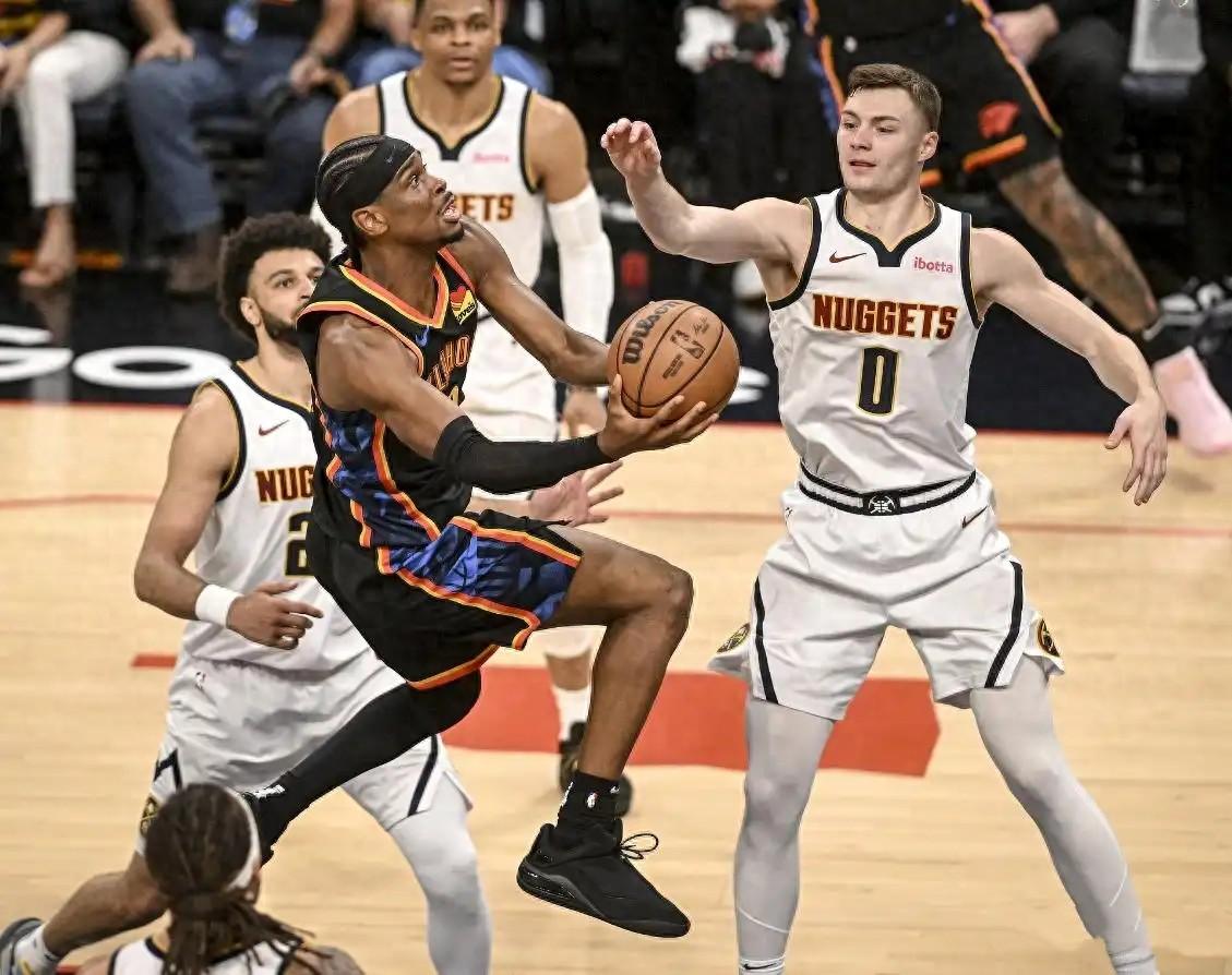 包含V5横扫丹佛掘金，威斯布鲁克线上压制力十足顶尖较量半决赛，引爆全场热议的词条