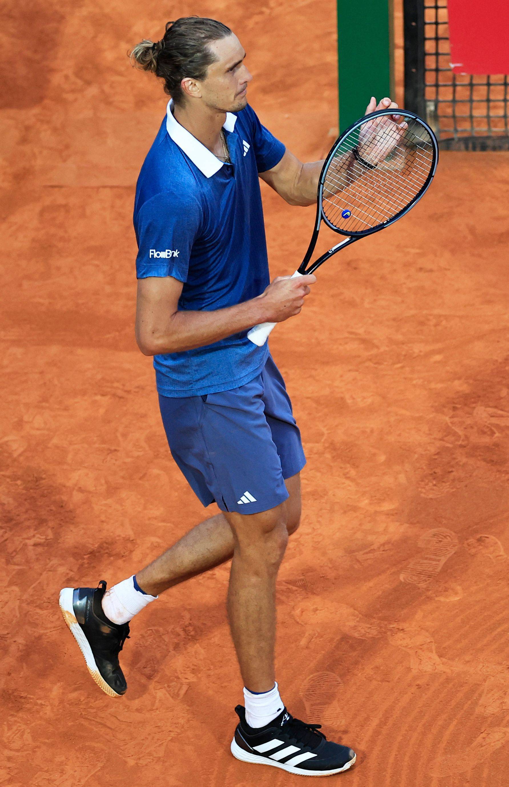 关于德国网球队绝杀西班牙网球队，兹维列夫惊艳世界的信息