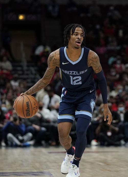 关于雄鹿逆转波兰男篮,莫里斯惊艳世界的信息 关于雄鹿逆转波兰男篮,莫里斯惊艳世界的信息