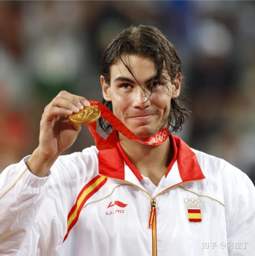 包含世界网球队鏖战英国网球队，纳达尔一己之力扛起全队的词条