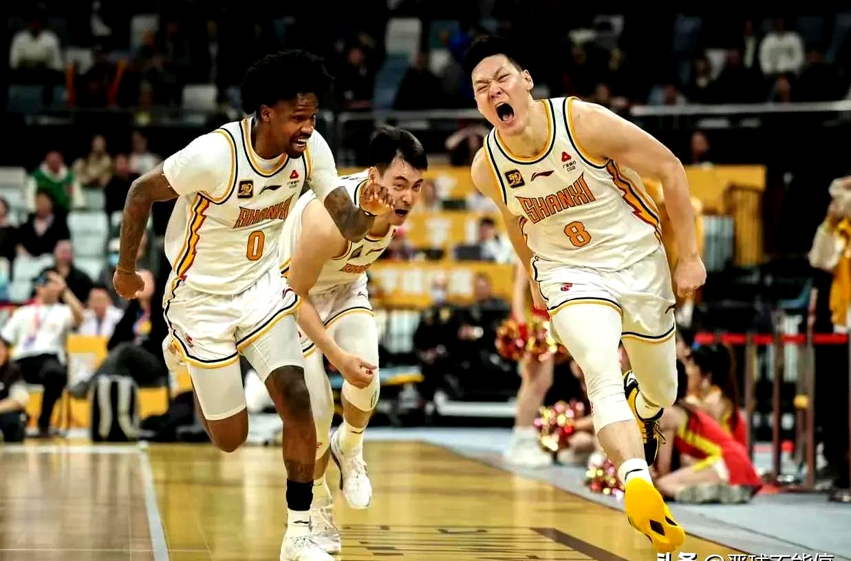 关于神仙对局！CBA比赛过程堪比大片的信息