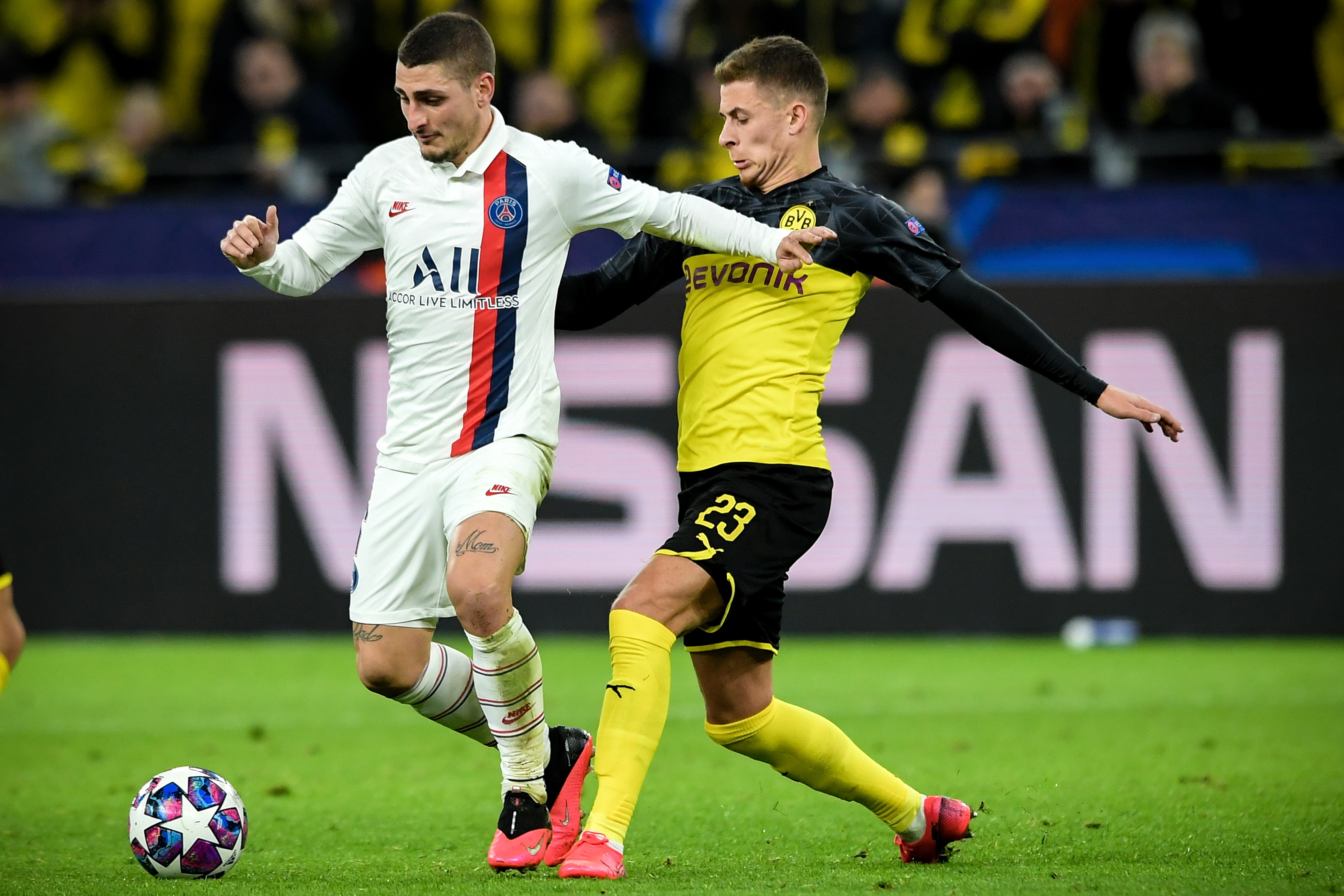 包含希腊力克多特蒙德，姆巴佩扛起全队的词条